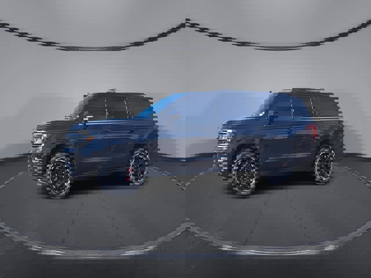 Certified 2022 Ford Expedition Limited image 3