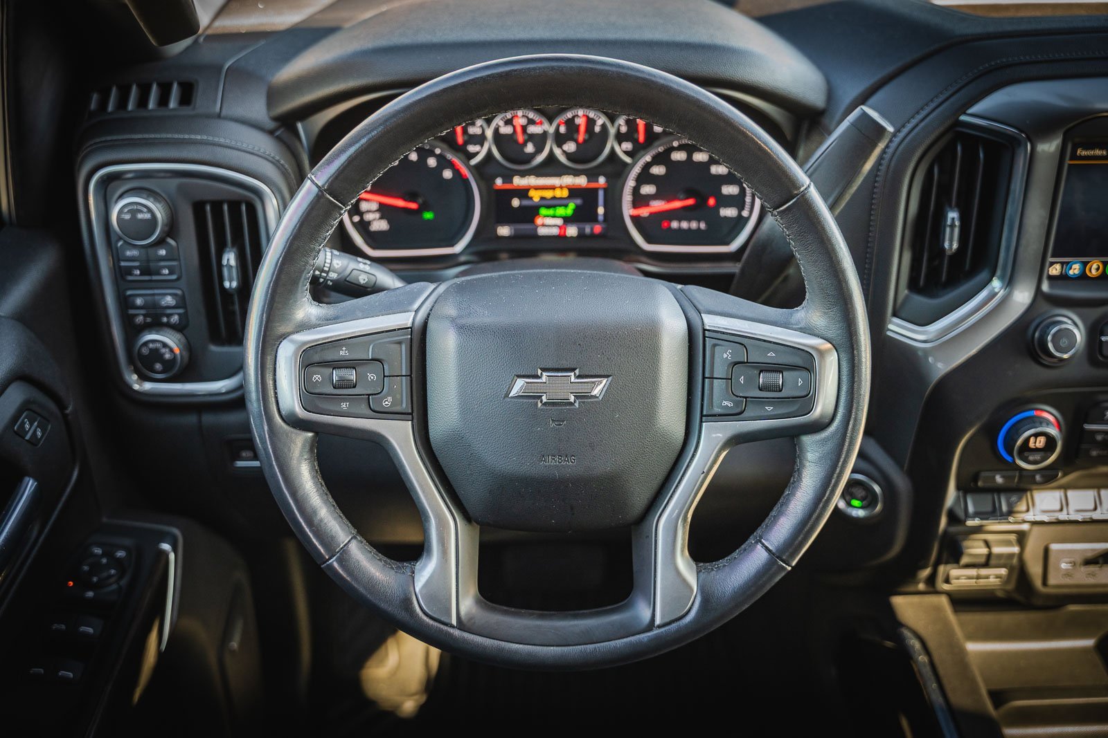 Used 2021 Chevrolet Silverado 1500 RST w/ All Star Edition Plus image 26