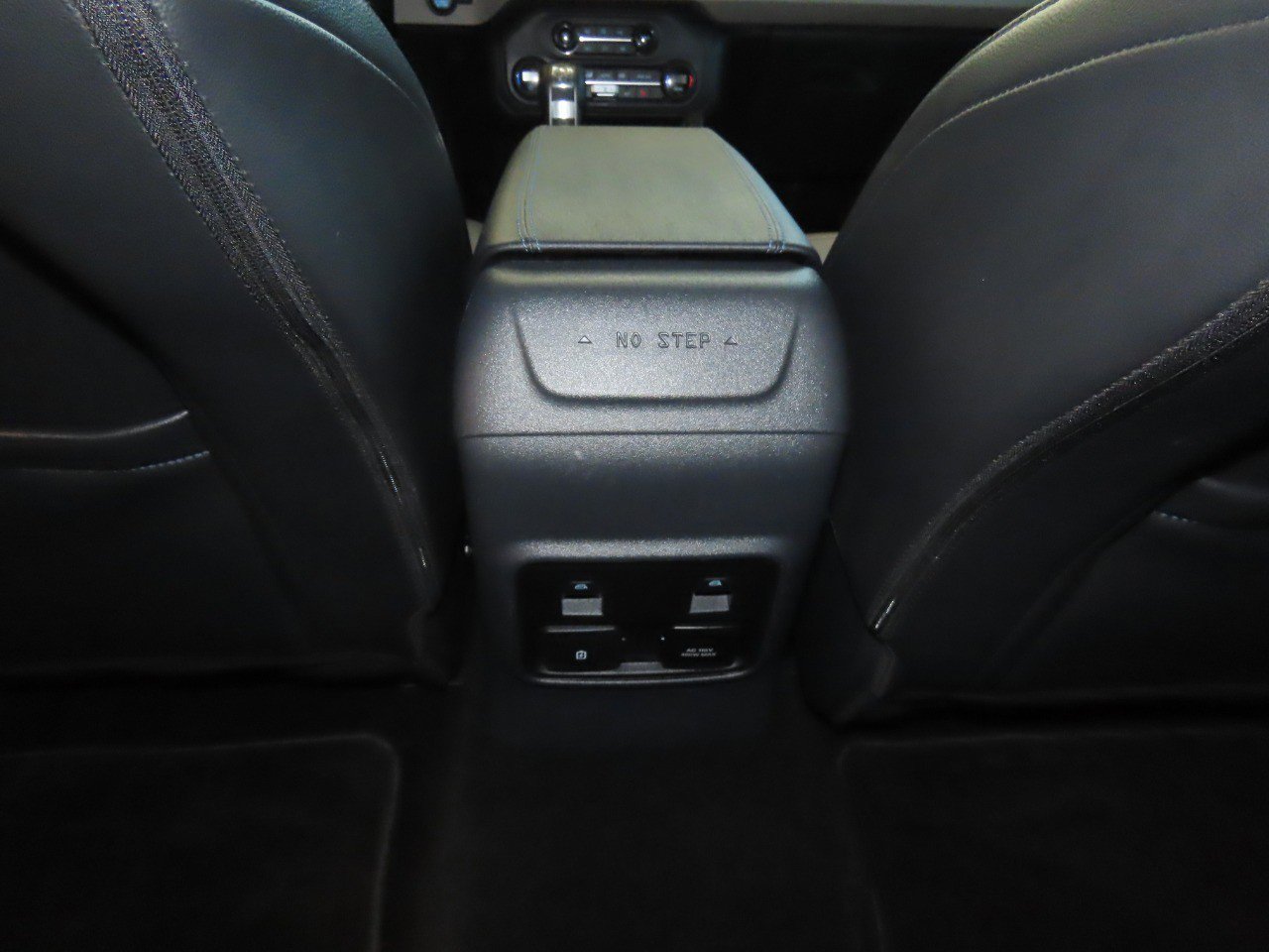 Certified 2024 Ford Bronco Wildtrak AWD/4WD image 16