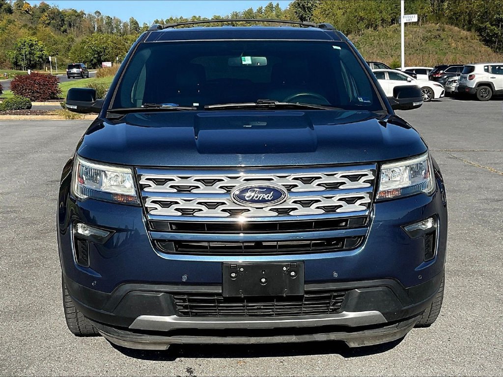 Certified 2018 Ford Explorer XLT w/ Equipment Group 202A FWD image 11