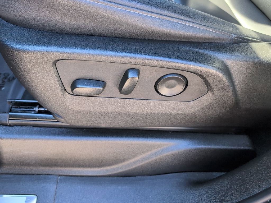 Used 2024 Chevrolet Tahoe LT image 9