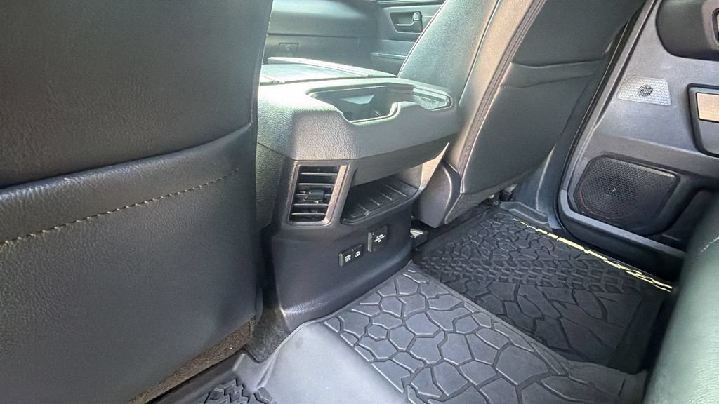 Used 2025 Toyota Tundra TRD Pro AWD/4WD image 27
