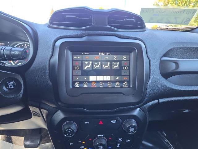 Used 2020 Jeep Renegade Latitude AWD/4WD image 24