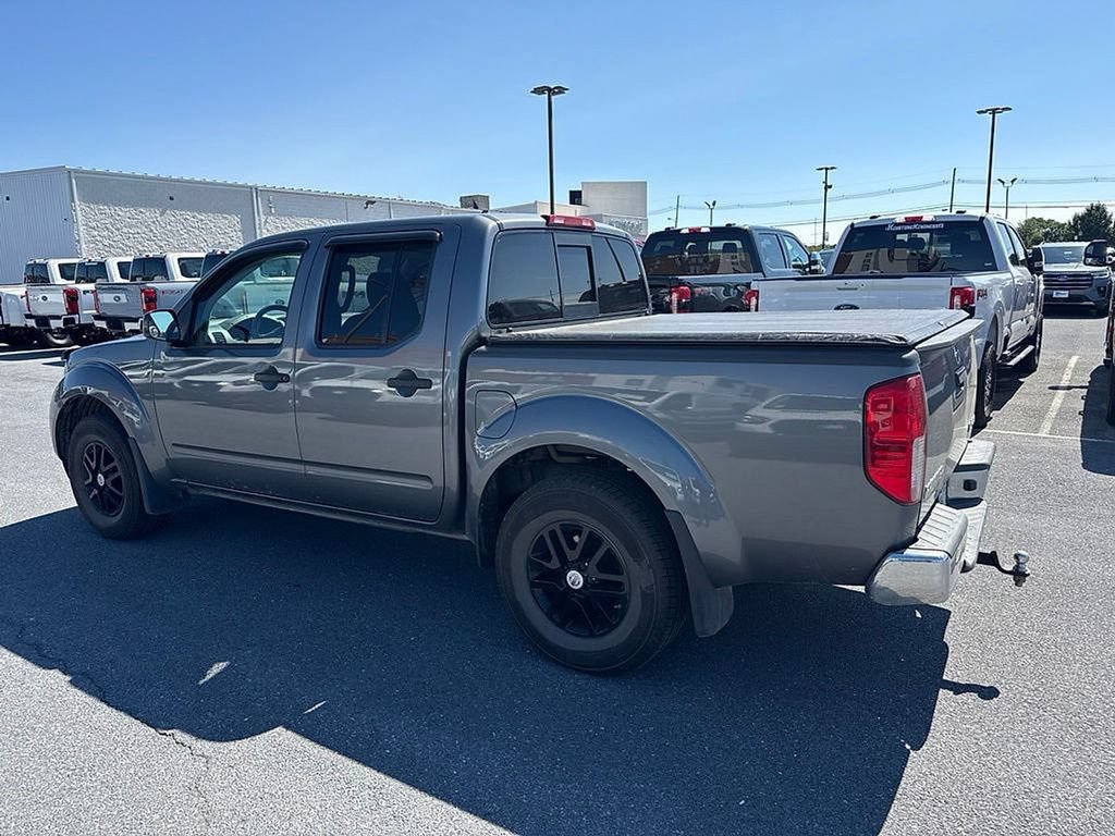 Used 2019 Nissan Frontier SV AWD/4WD image 3