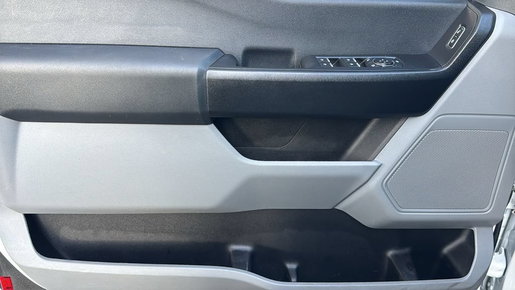 Certified 2025 Ford F250 2WD SuperCab Super Duty image 19