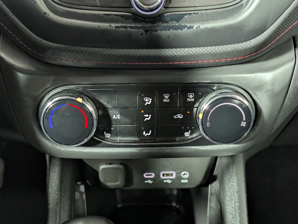 Used 2023 Chevrolet TrailBlazer RS FWD image 16