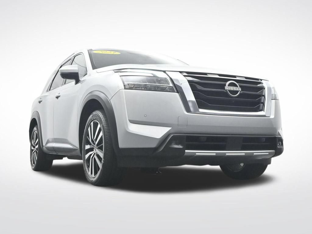 Used 2023 Nissan Pathfinder Platinum AWD/4WD image 42
