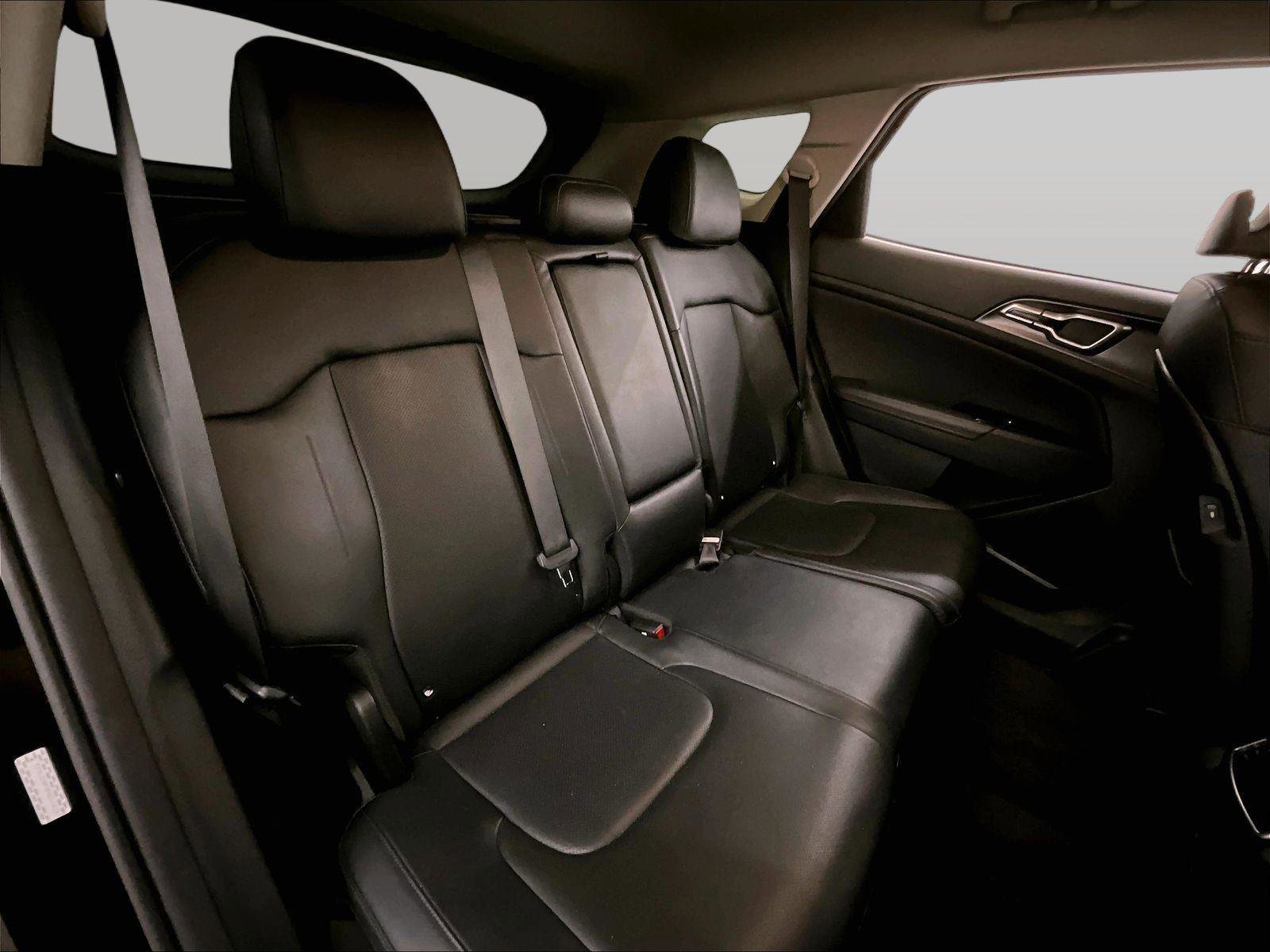 Used 2023 Kia Sportage EX image 26