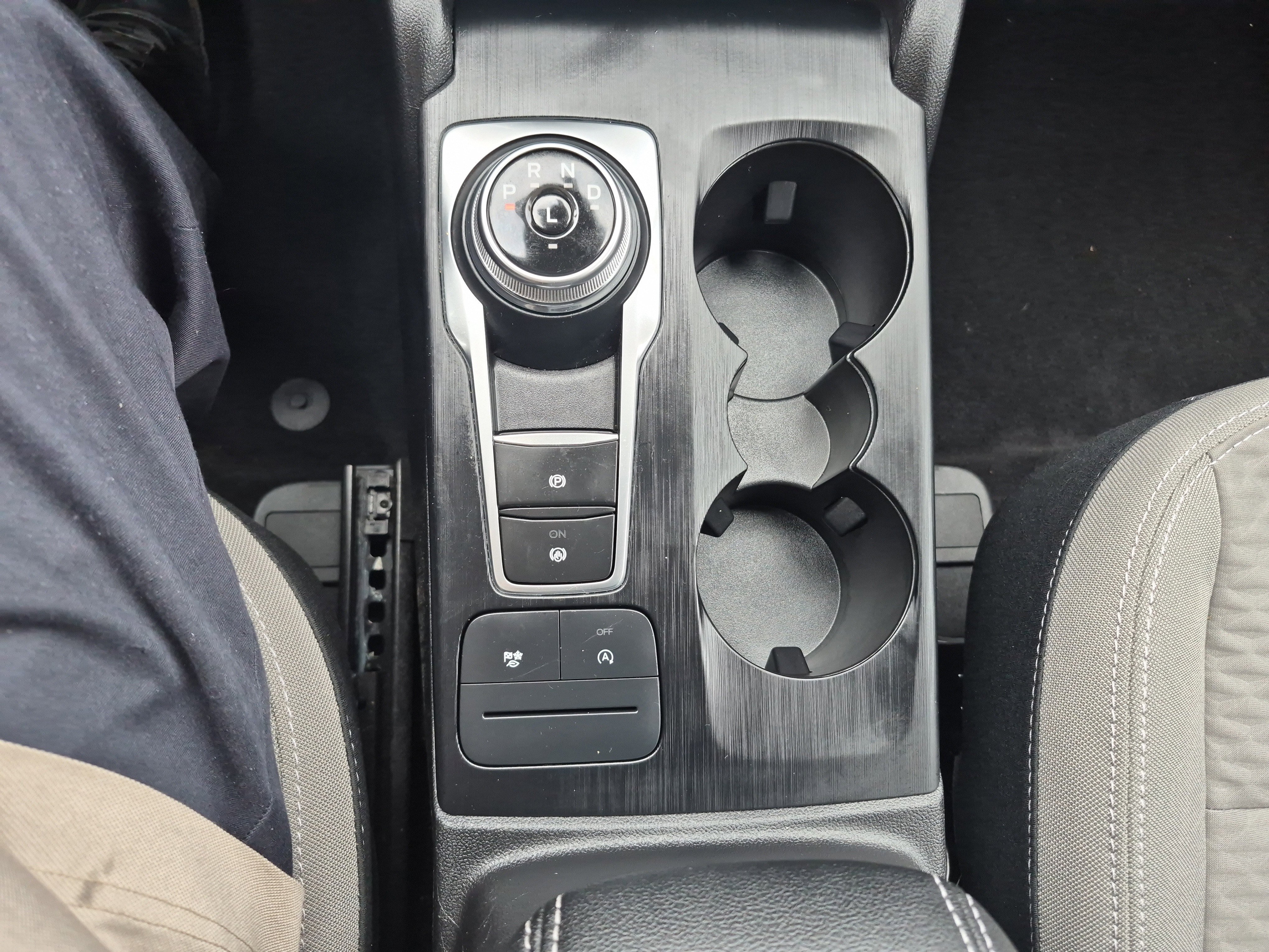 Certified 2022 Ford Escape SE image 26