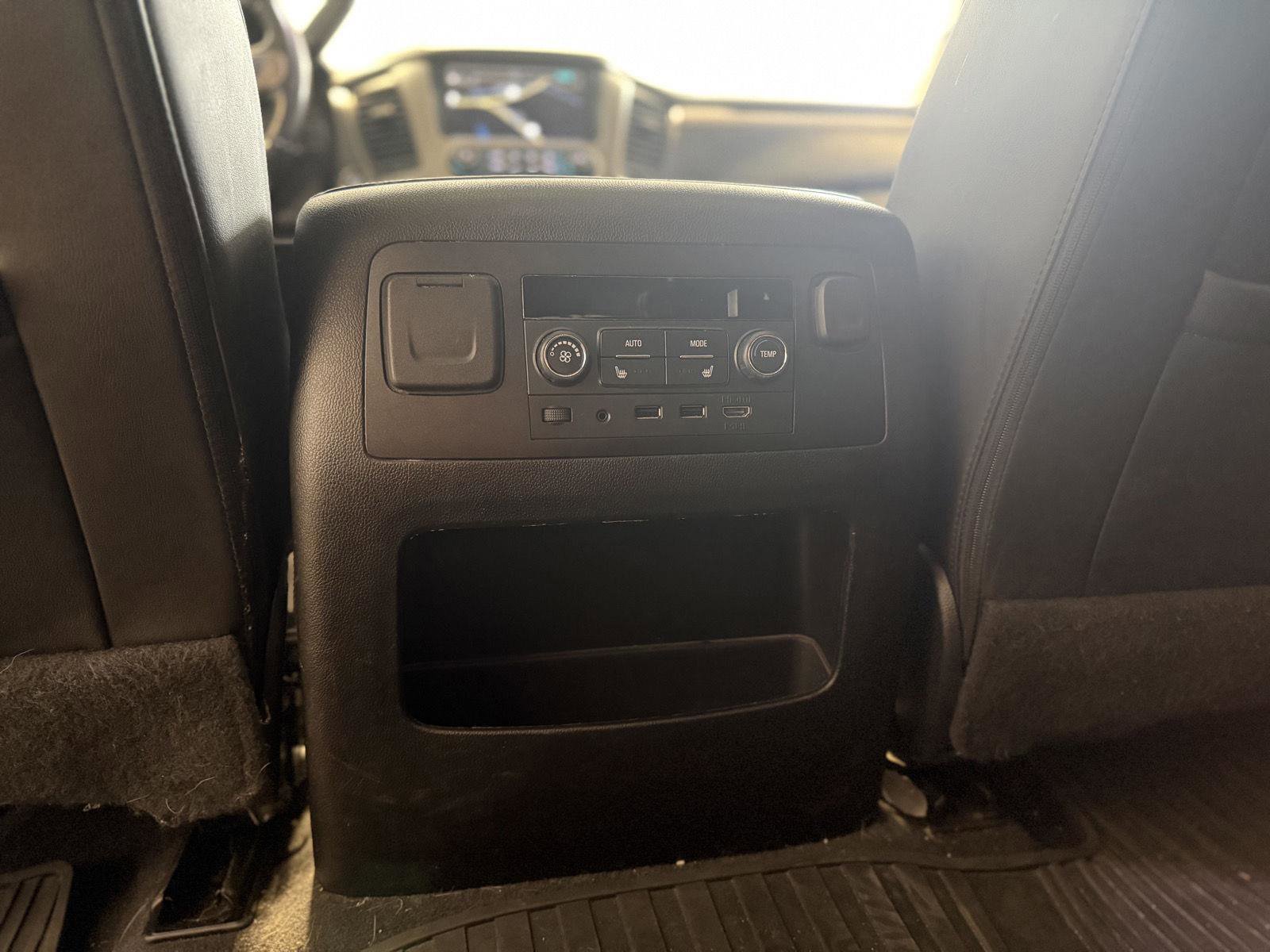 Used 2019 GMC Yukon Denali w/ Open Road Package image 21