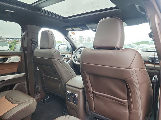 Certified 2024 Ford Explorer King Ranch w/ Technology Package AWD/4WD image 30