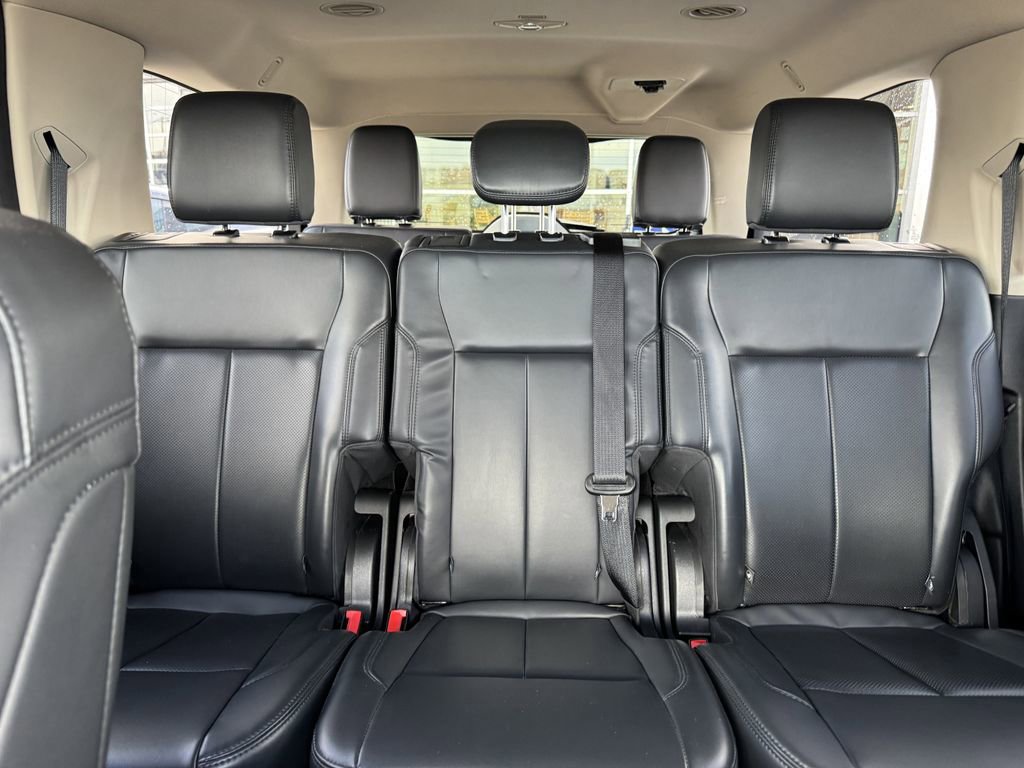 Certified 2024 Ford Expedition Max XLT image 28