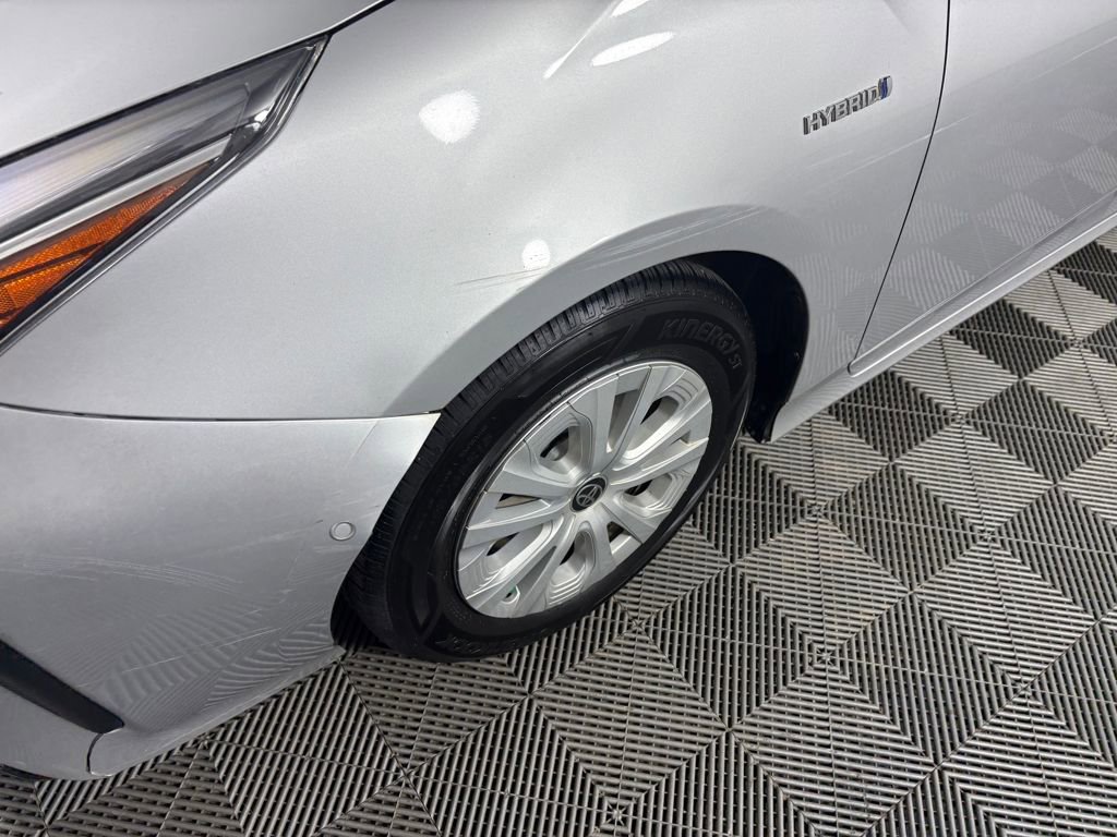 Used 2019 Toyota Prius image 9