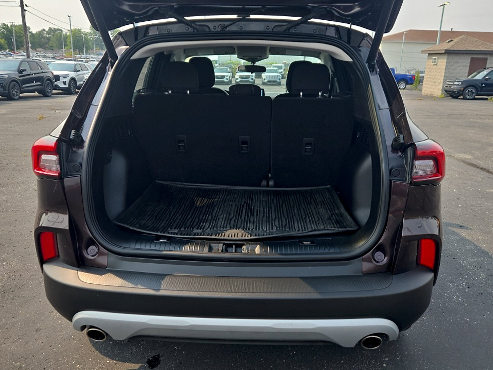Certified 2023 Ford Escape Active AWD/4WD image 23