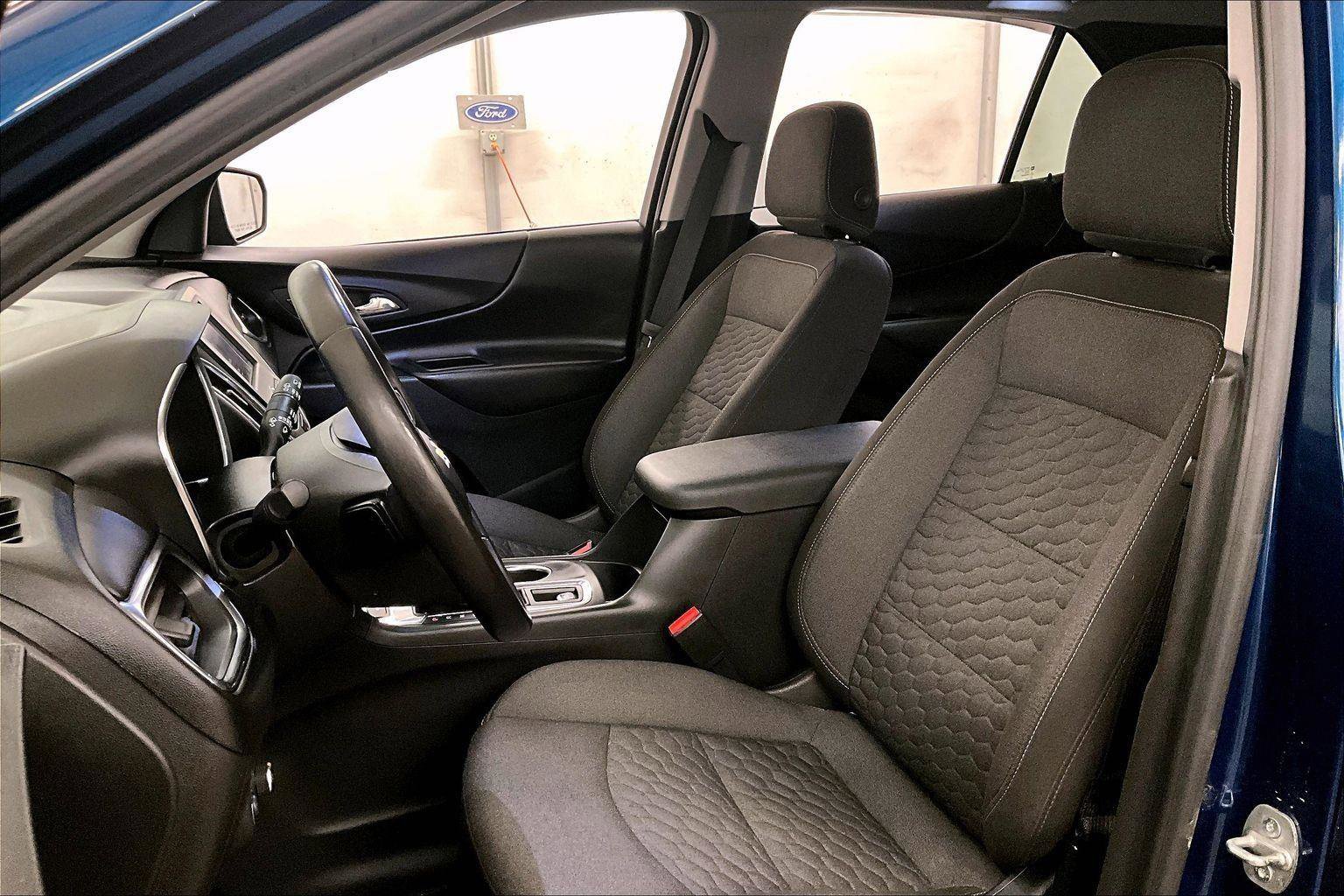 Used 2021 Chevrolet Equinox LT image 24