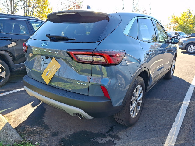 Certified 2023 Ford Escape Active AWD/4WD image 10