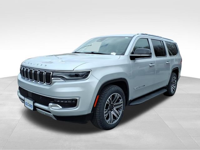Used 2024 Jeep Wagoneer L Series II w/ Flexible Seating Group AWD/4WD image 2