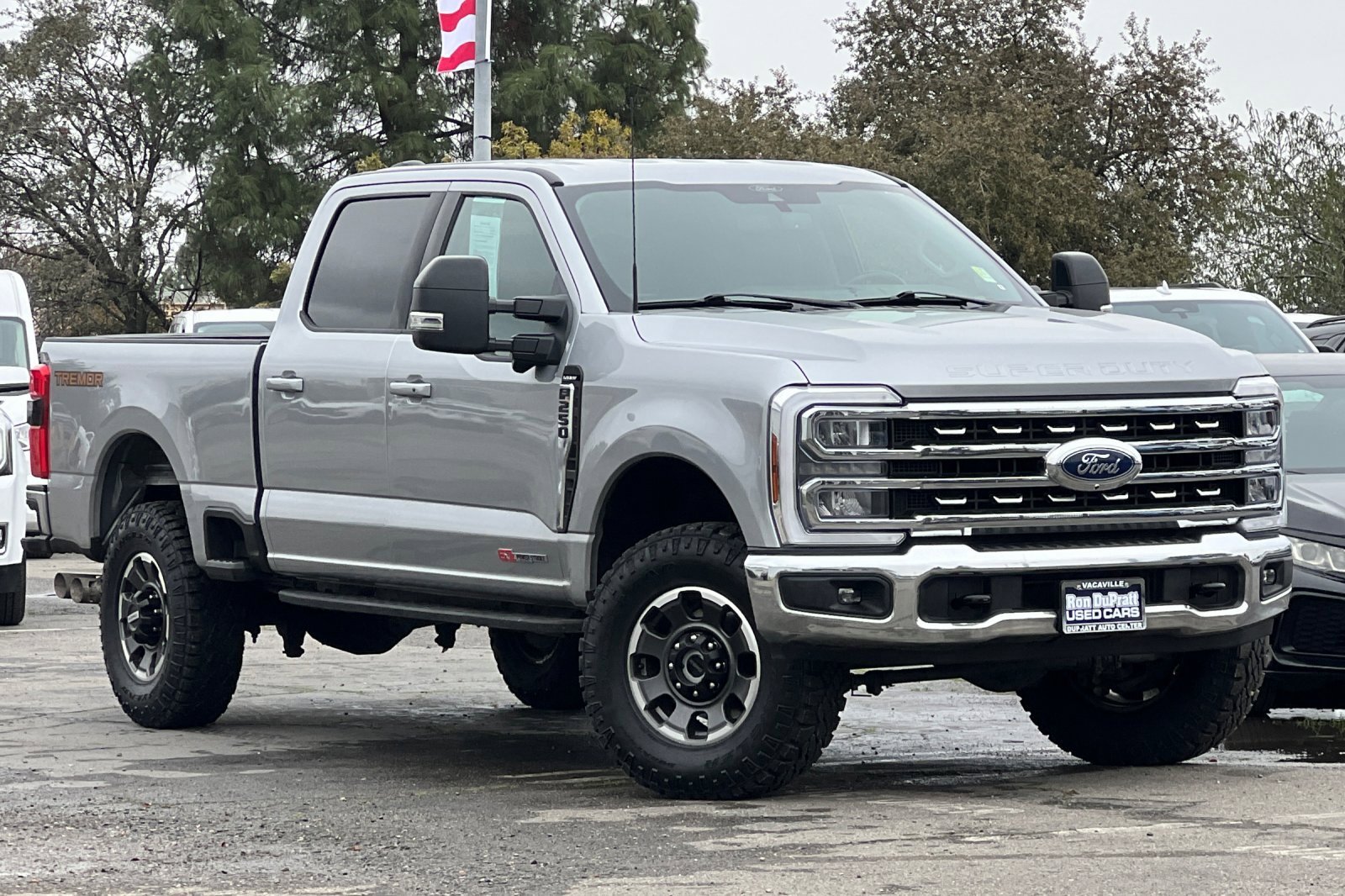 Certified 2024 Ford F250 Lariat w/ Tremor Off-Road Package image 2