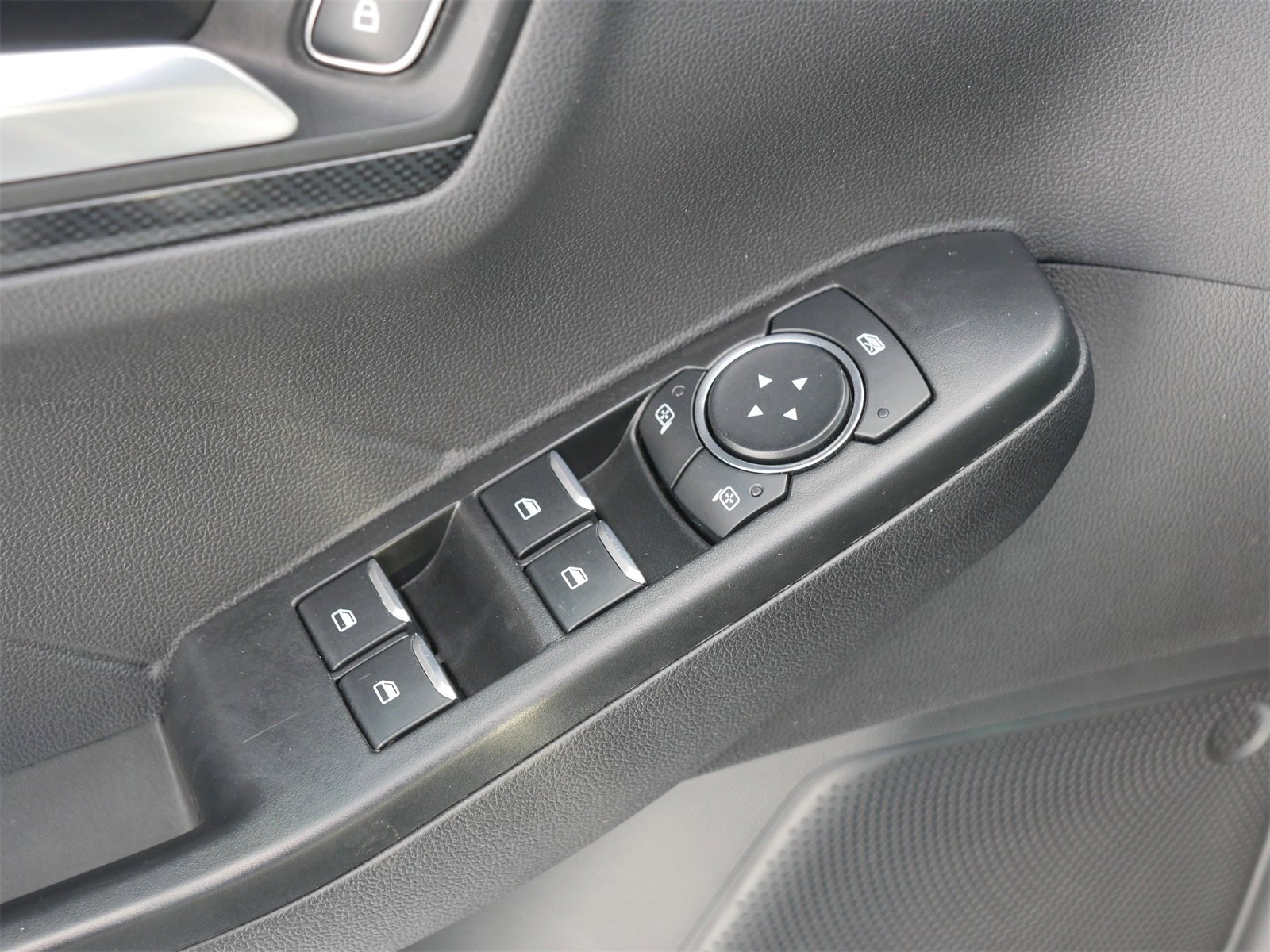 Certified 2025 Ford Escape ST-Line image 15