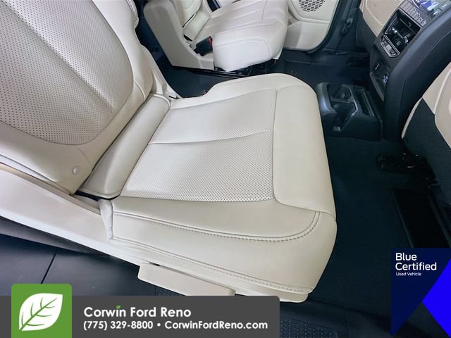 Used 2025 Jeep Grand Cherokee L Limited w/ Luxury Tech Group II AWD/4WD image 35