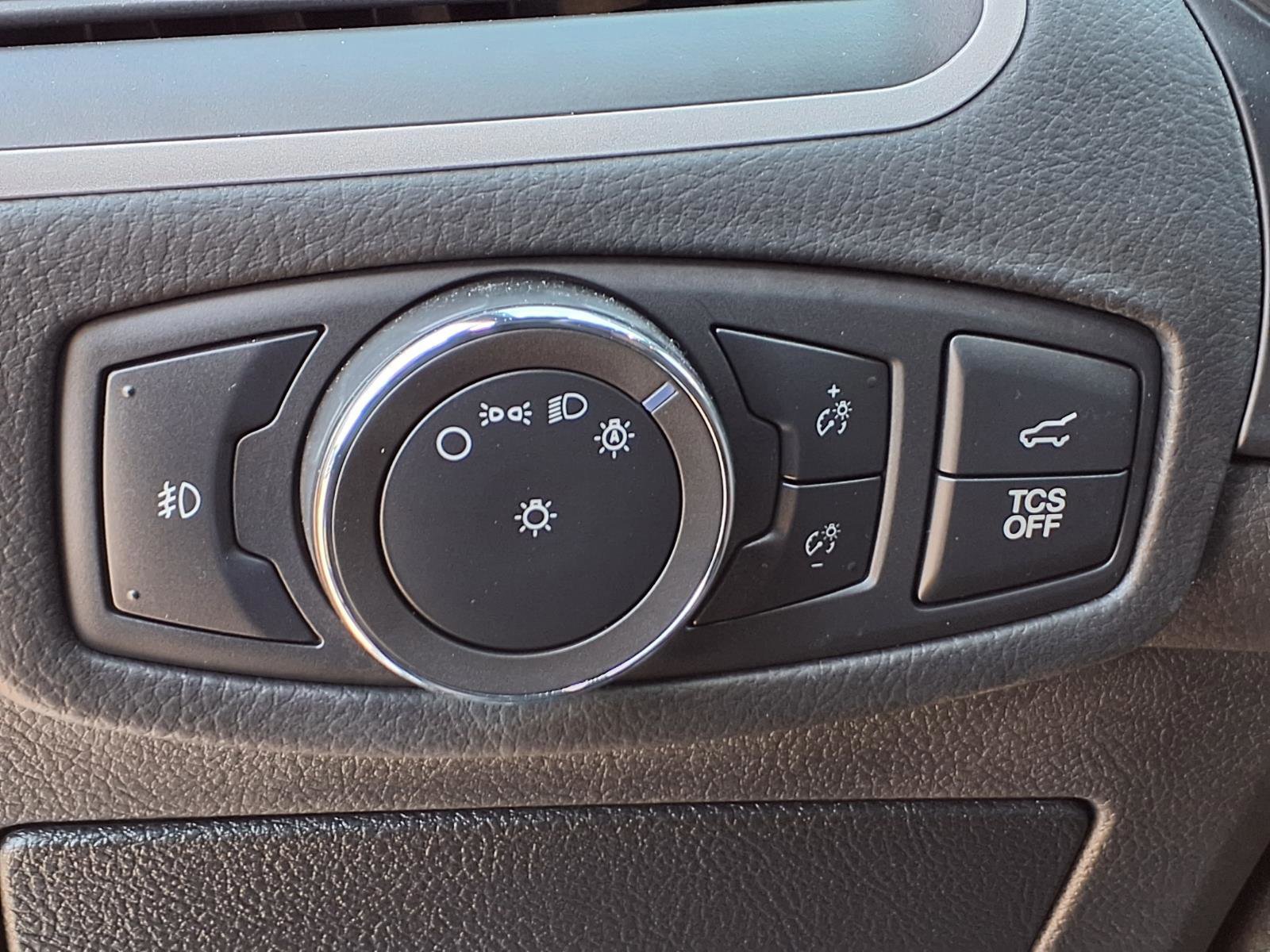 Certified 2022 Ford Edge ST-Line w/ Cargo Accessory Package image 22