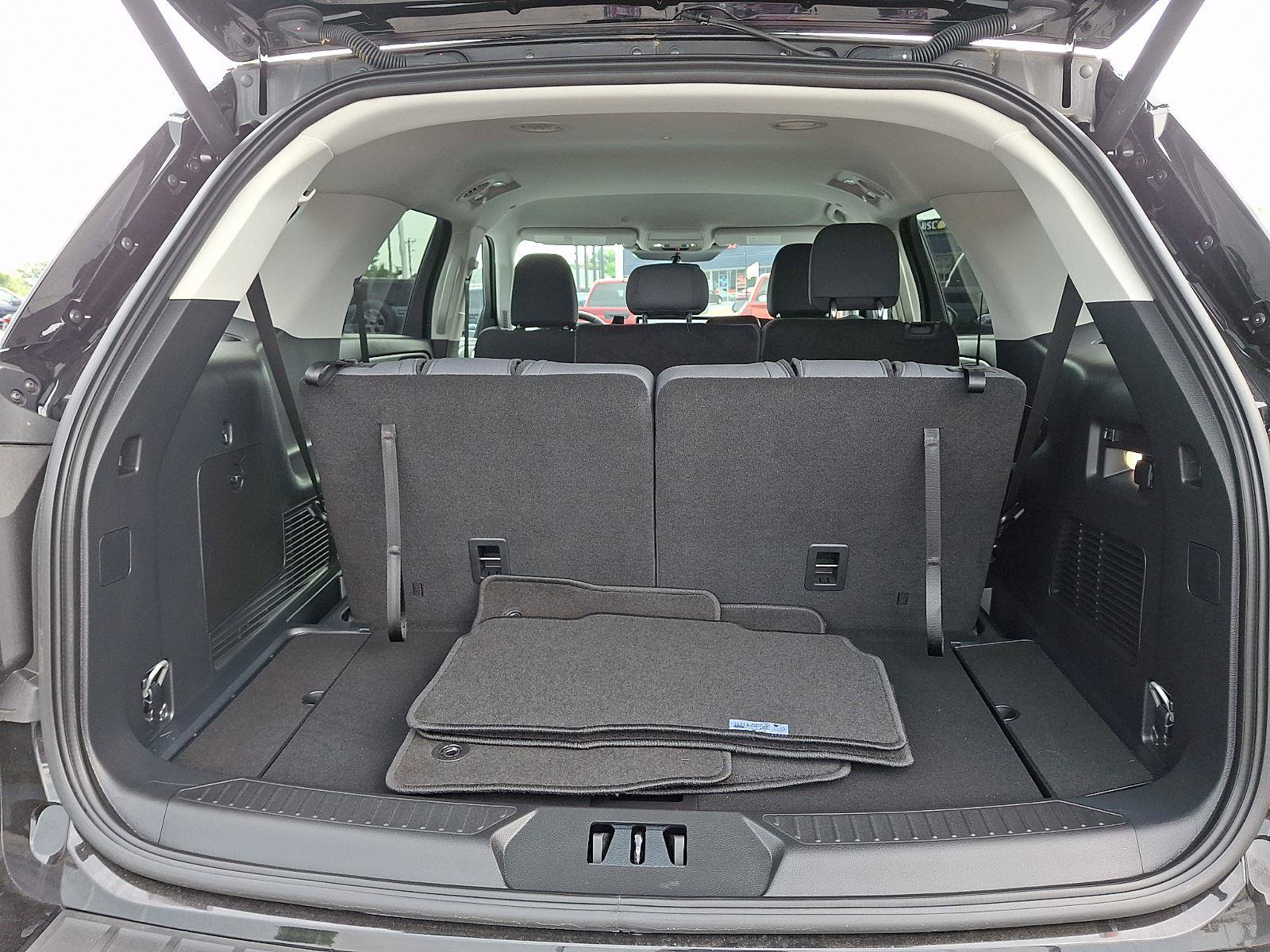 Certified 2025 Ford Explorer Active AWD/4WD image 29