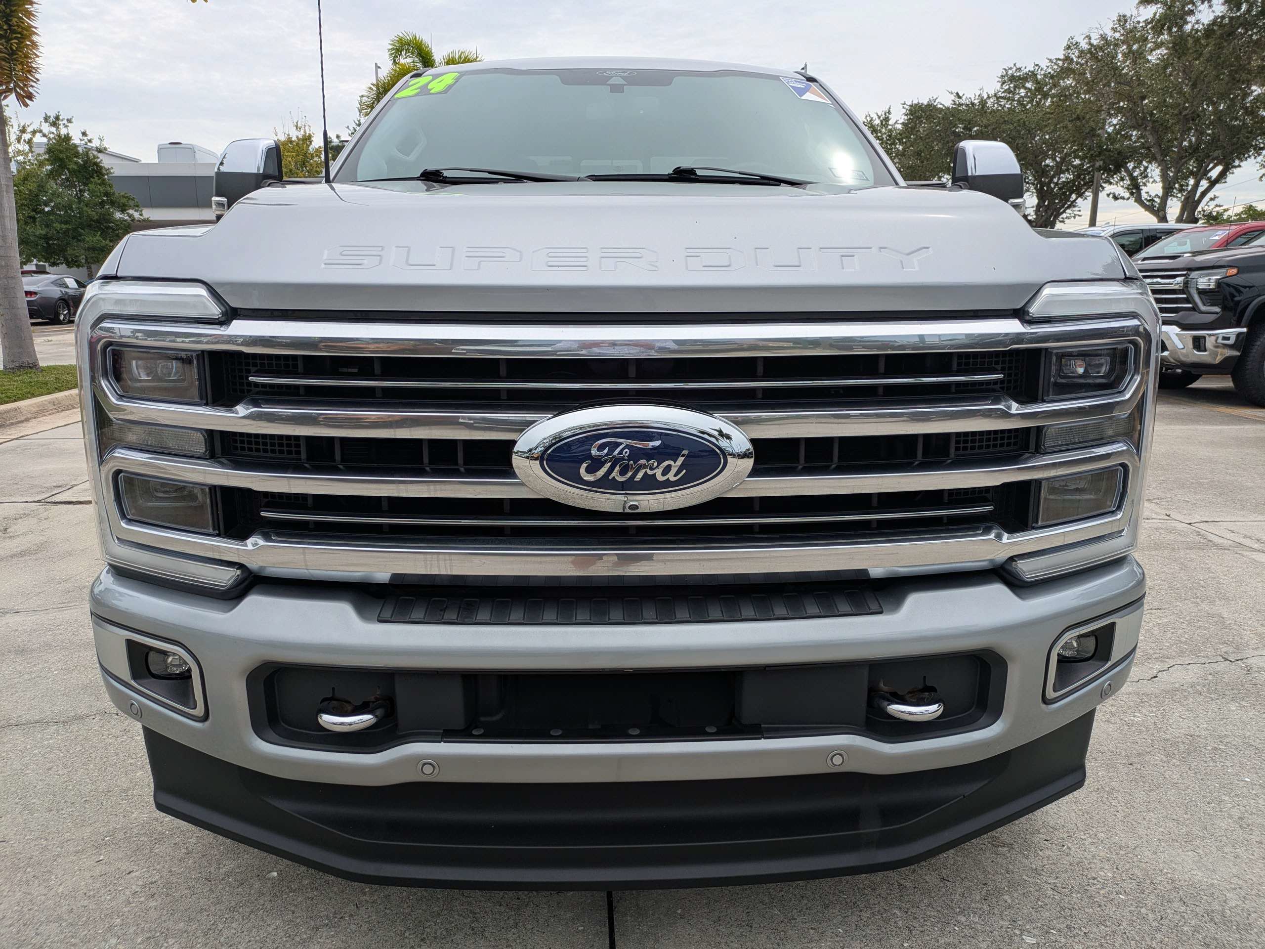 Certified 2024 Ford F250 Limited w/ FX4 Off-Road Package AWD/4WD image 8