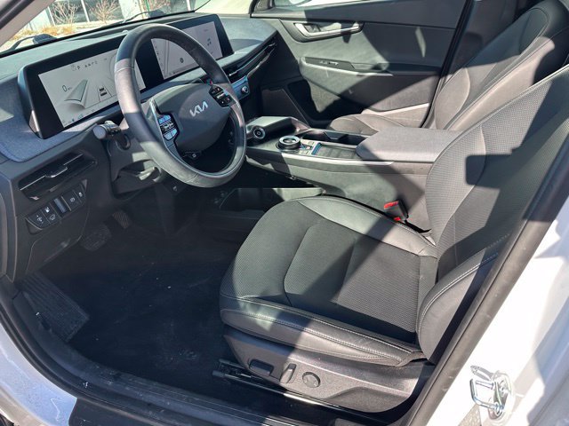 Used 2024 Kia EV6 Wind AWD/4WD image 17