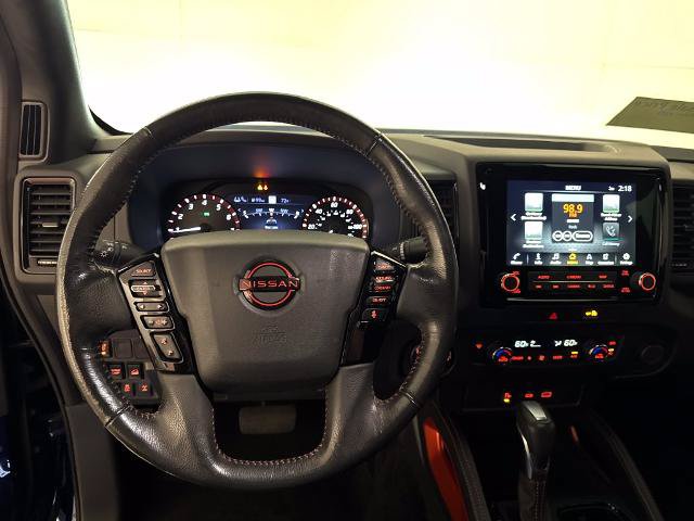 Used 2022 Nissan Frontier PRO-4X w/ Technology Package AWD/4WD image 5