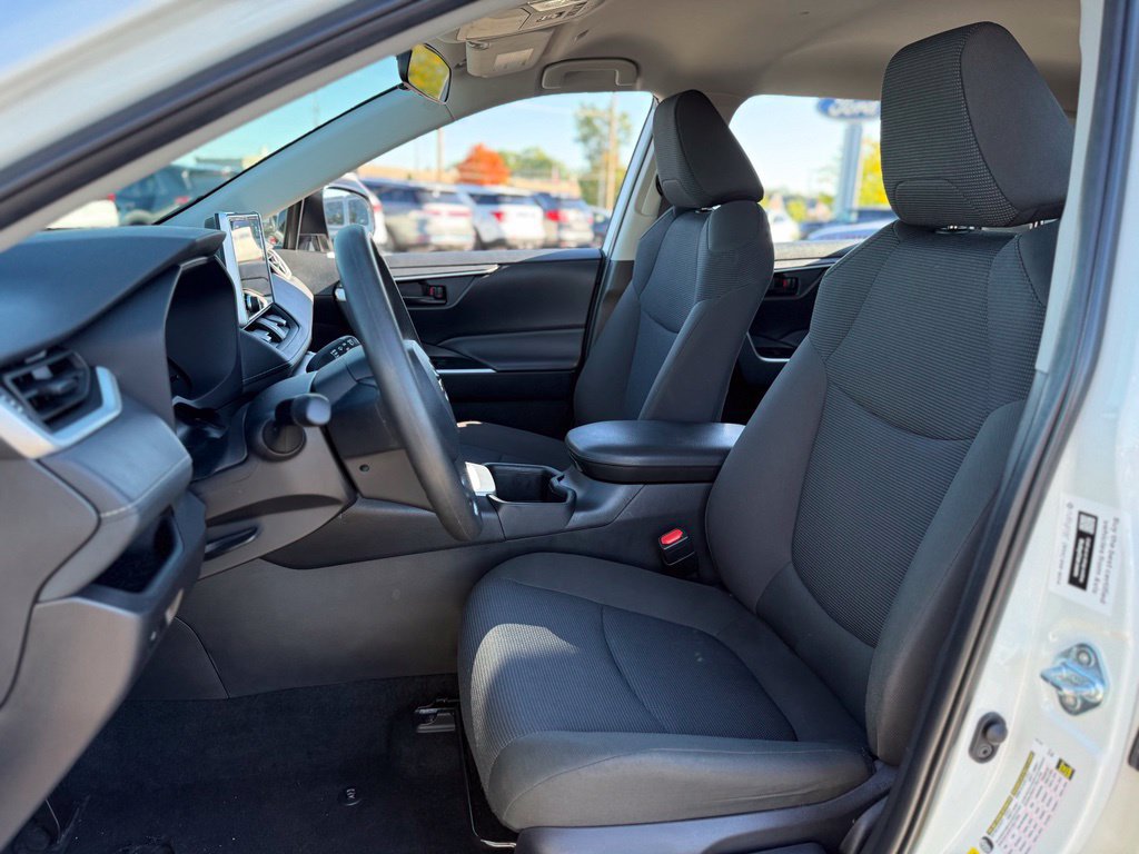 Used 2025 Toyota RAV4 LE FWD image 11
