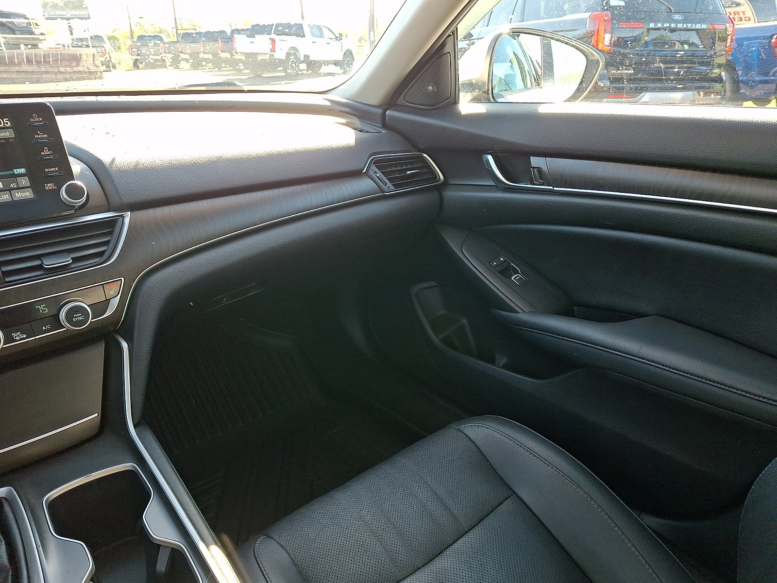 Used 2020 Honda Accord EX-L image 16