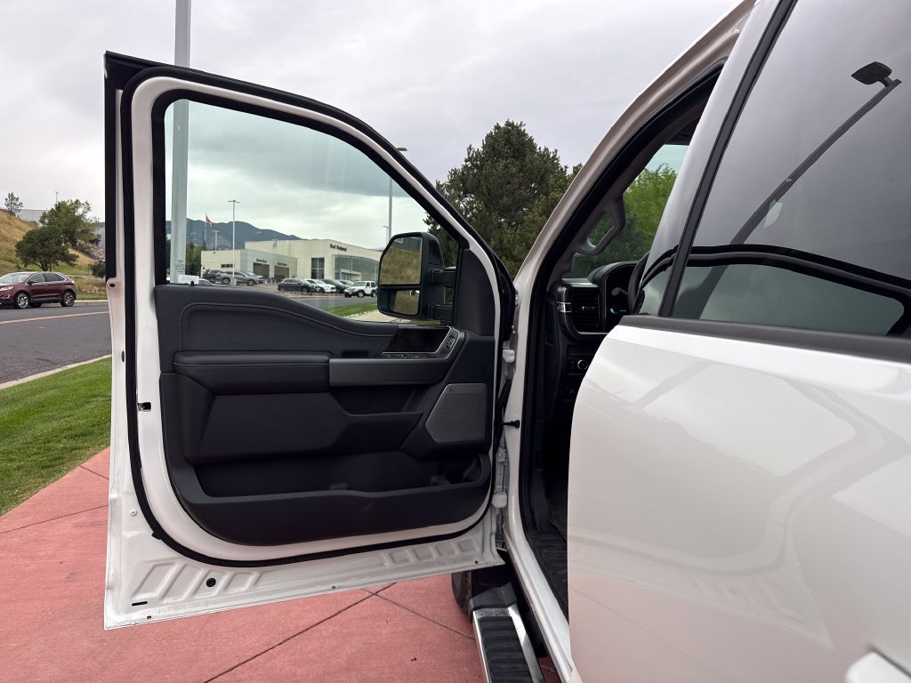 Certified 2025 Ford F250 Lariat AWD/4WD image 10