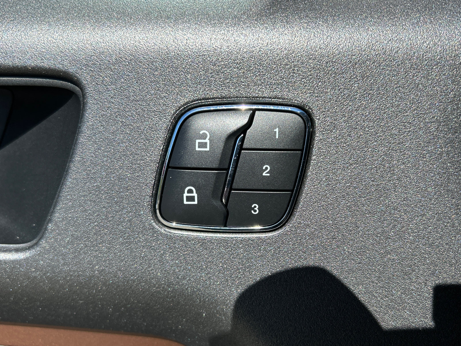 Certified 2025 Ford Bronco Sport Outer Banks w/ Outer Banks Tech Package+ AWD/4WD image 20