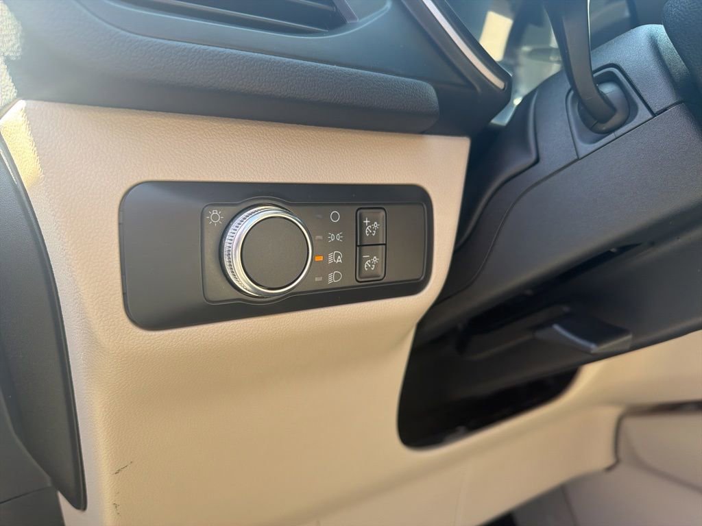 Certified 2021 Ford Escape SE image 18