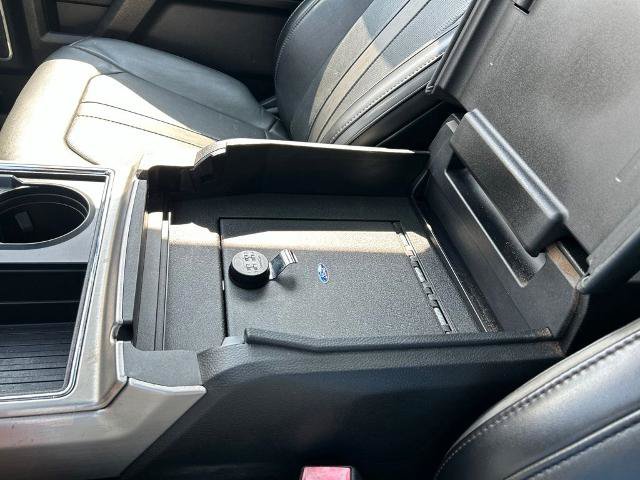 Certified 2019 Ford F450 Platinum w/ Platinum Ultimate Package AWD/4WD image 37