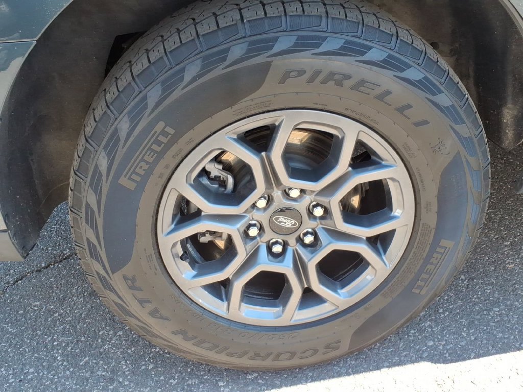 Certified 2025 Ford Expedition Active AWD/4WD image 7
