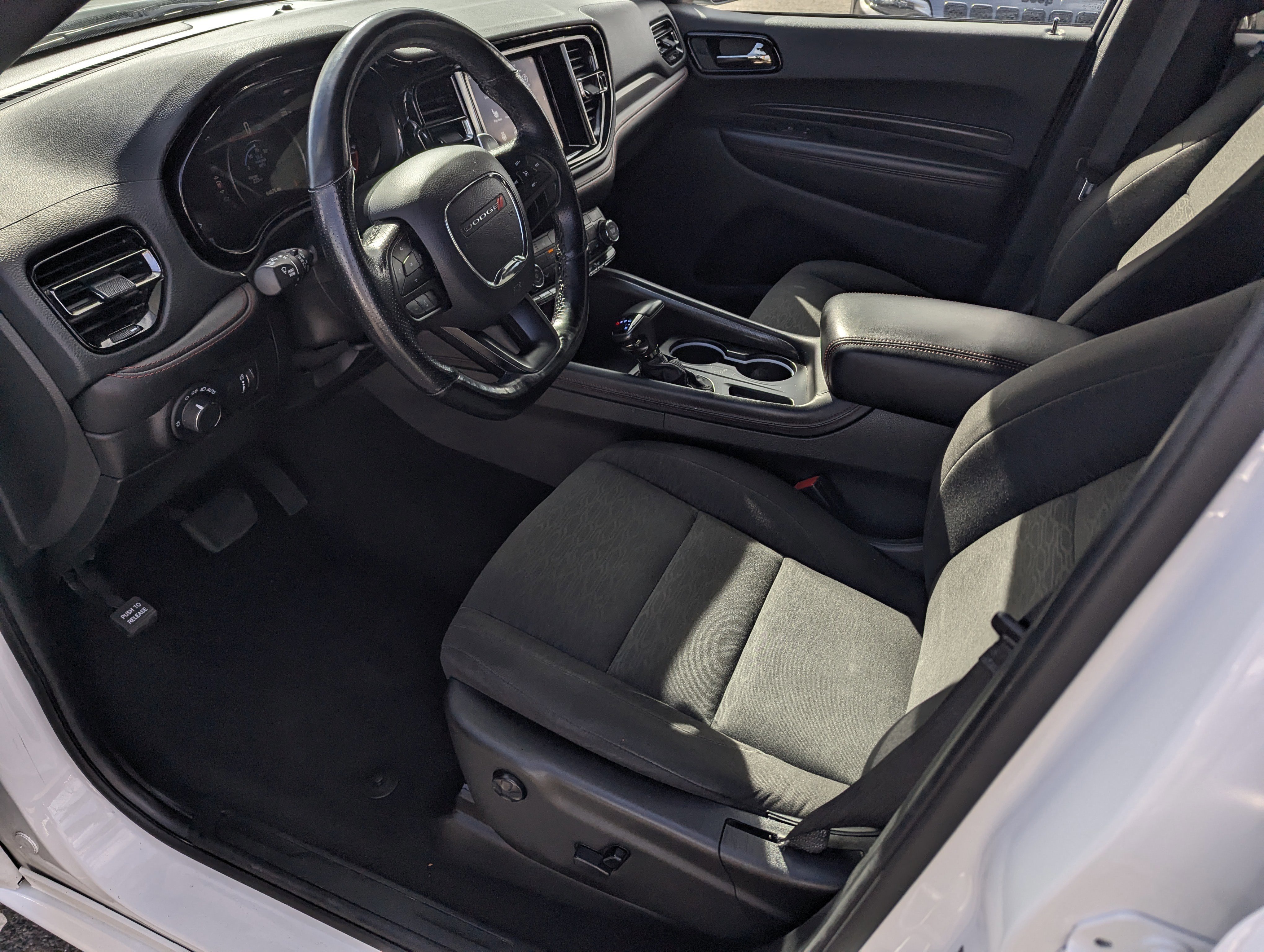 Used 2023 Dodge Durango GT image 9