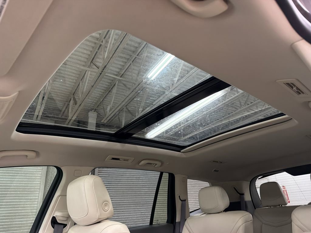 Used 2020 Cadillac XT6 Premium Luxury FWD image 10
