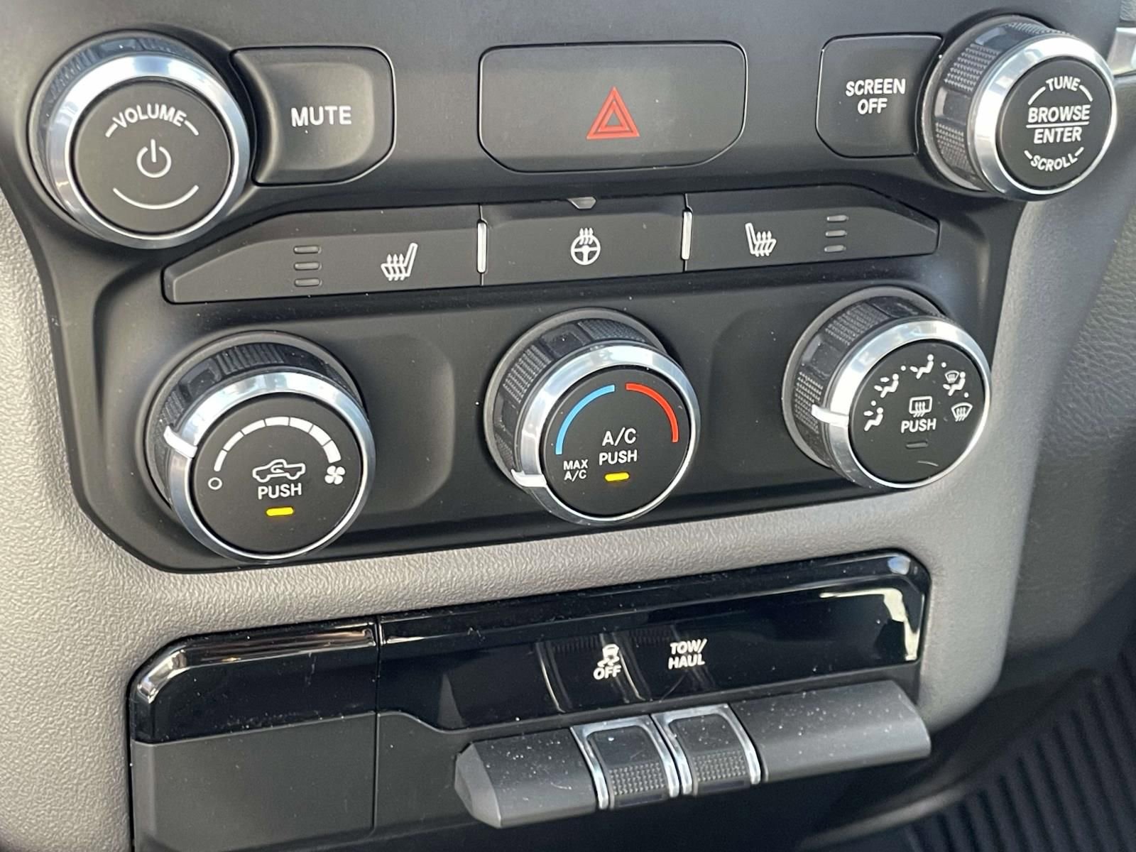 Used 2024 RAM 1500 Big Horn image 19