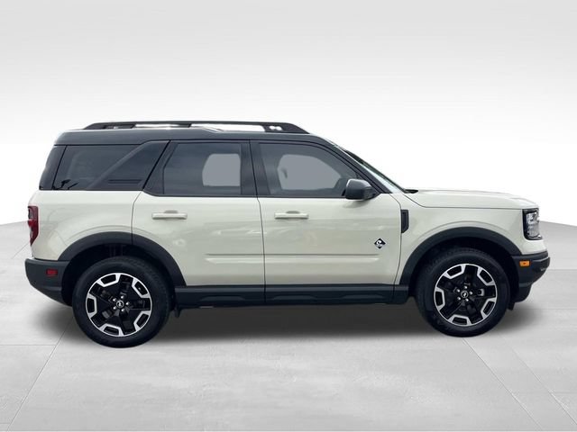Certified 2024 Ford Bronco Sport Outer Banks AWD/4WD image 2
