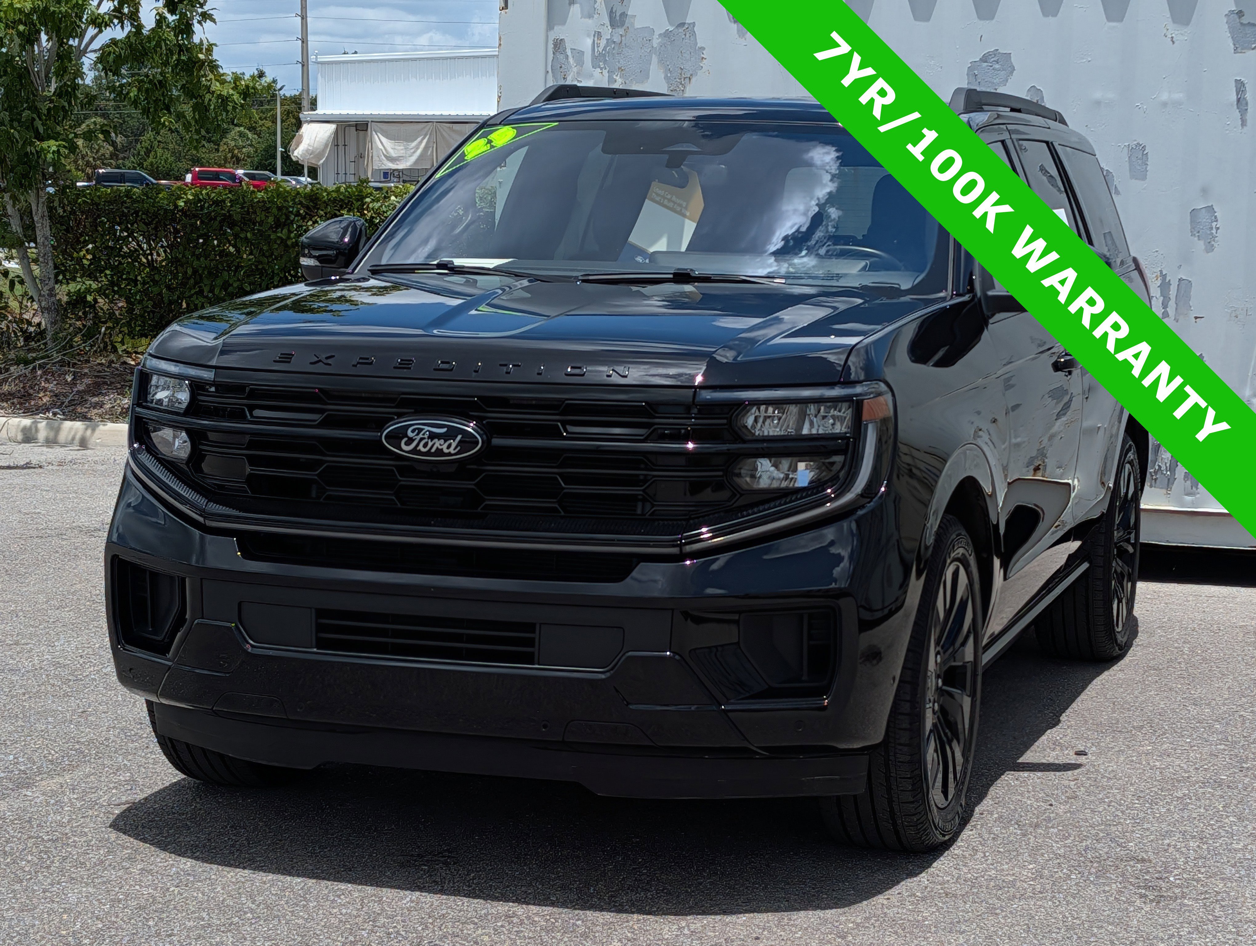 Certified 2025 Ford Expedition Platinum w/ Stealth Appearance Package AWD/4WD image 7