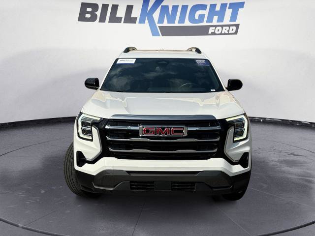 Used 2026 GMC Terrain Elevation w/ Elevation Premium Package FWD image 8