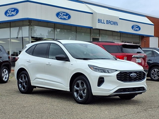 Certified 2024 Ford Escape ST-Line w/ Tech Pack #1 AWD/4WD image 1