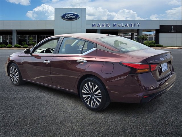 Used 2025 Nissan Altima 2.5 SV image 3