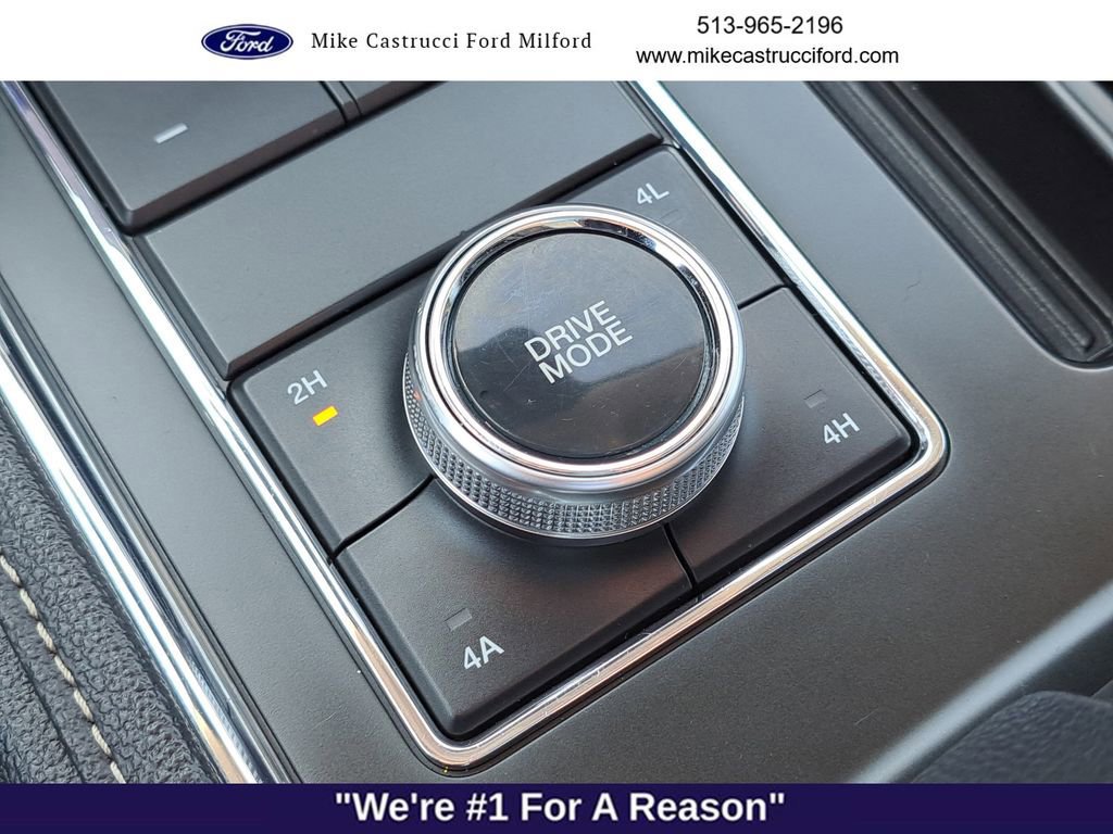 Certified 2023 Ford Expedition XLT image 18