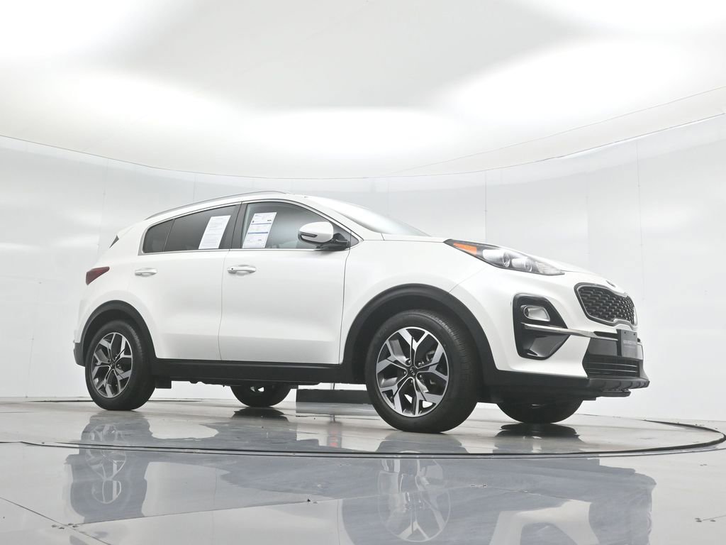 Used 2020 Kia Sportage EX image 2