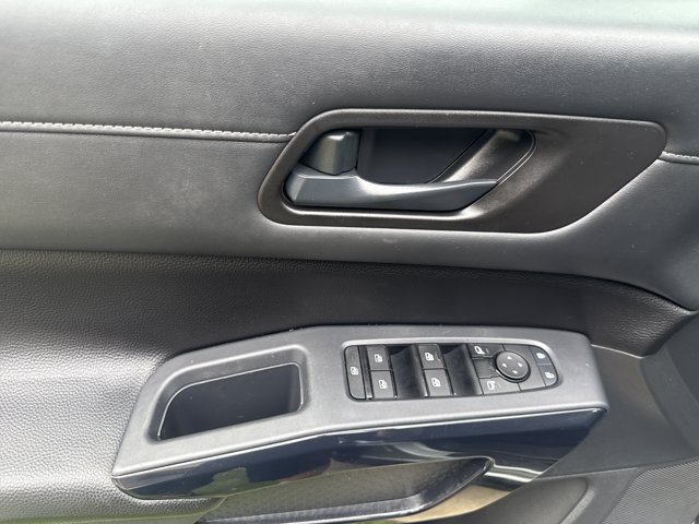 Used 2024 Nissan Pathfinder SV w/ Cargo Package FWD image 12