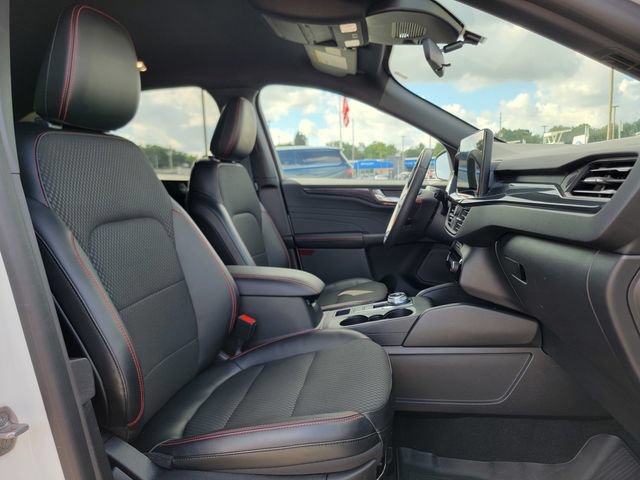 Certified 2023 Ford Escape ST-Line w/ Tech Pack #1 FWD image 24
