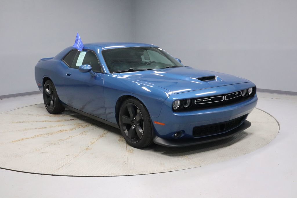 Used 2021 Dodge Challenger GT image 1