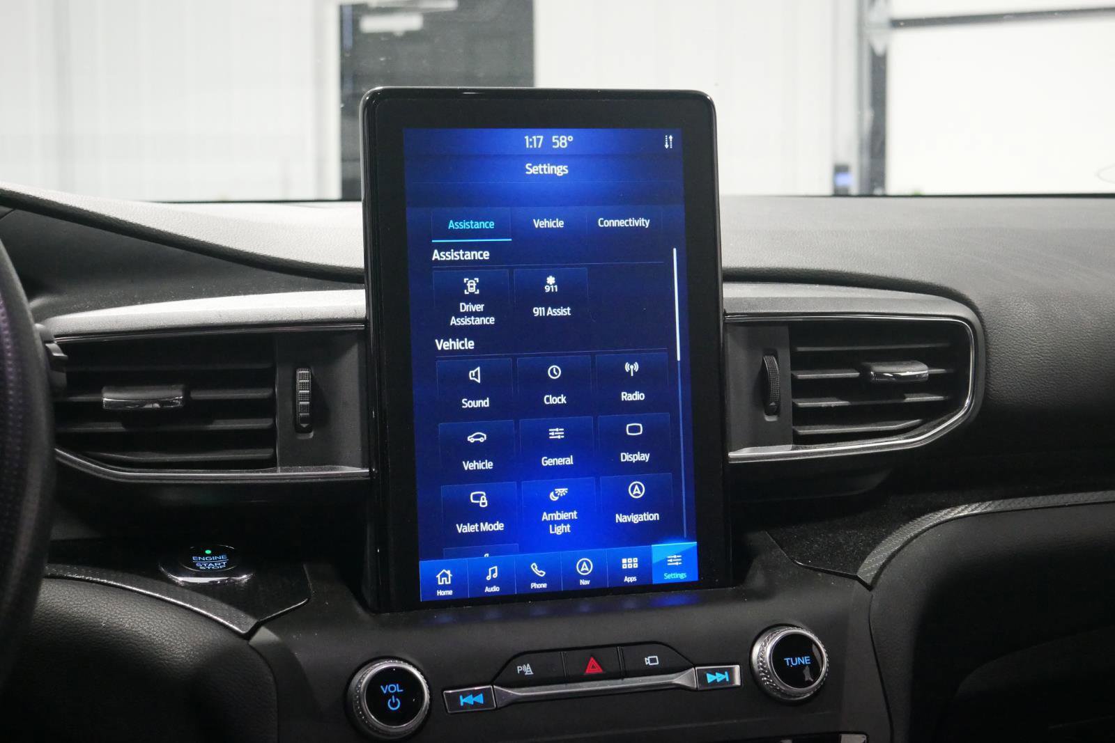 Certified 2020 Ford Explorer ST w/ ST Street Pack image 22